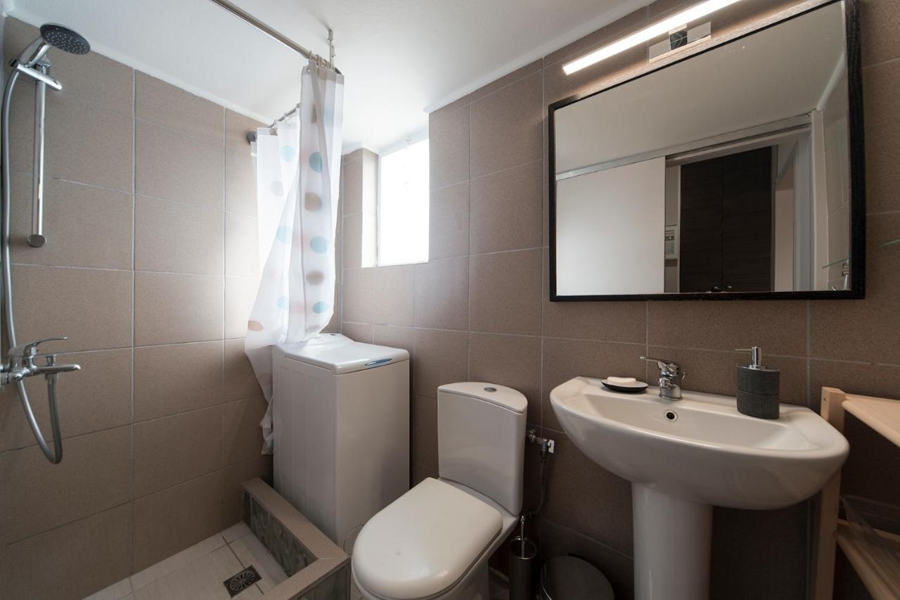 El Greco Bright, Airy Penthouse In Trendy Petralona * Athen